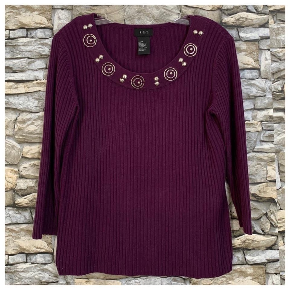 #142 RQT Embellished Beads Burgundy Cable Knit Sweater Top Shirt Blouse Medium - Picture 2 of 3